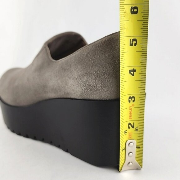 Donald Pliner Women's Cape Wedge Platform Taupe Suede Leather Loafer Size 7.5M - Picture 15 of 15